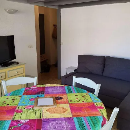 Marseillan-Plage : Appartement 2 Chambres Avec Climatisation Et Grande Terrasse - Fr-1-326-726 Marseillan (Herault)