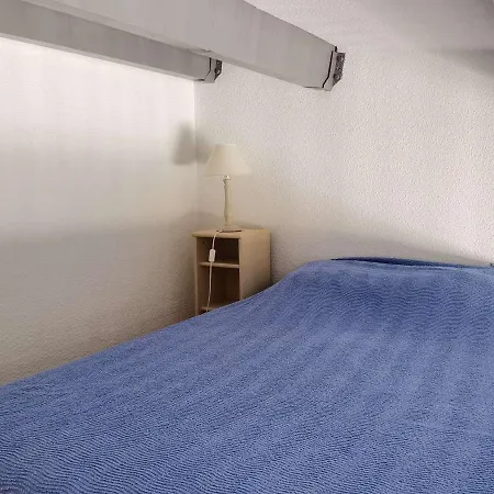Apartment Marseillan-Plage : Appartement 2 Chambres Avec Climatisation Et Grande Terrasse - Fr-1-326-726